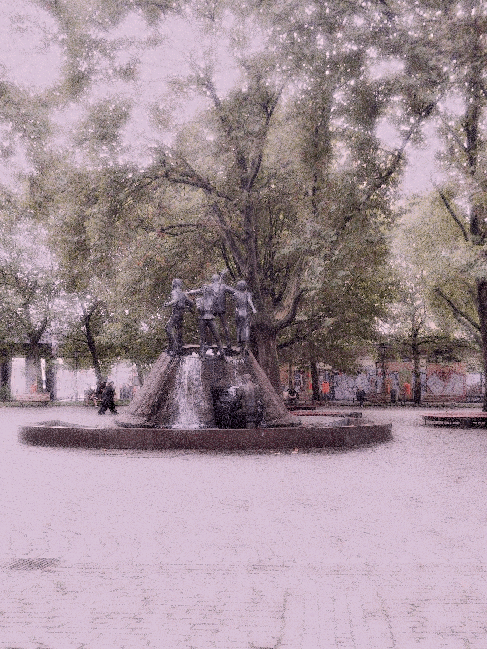 Martha-Ndumbe Platz, Wedding (Berlin) archivieren.
